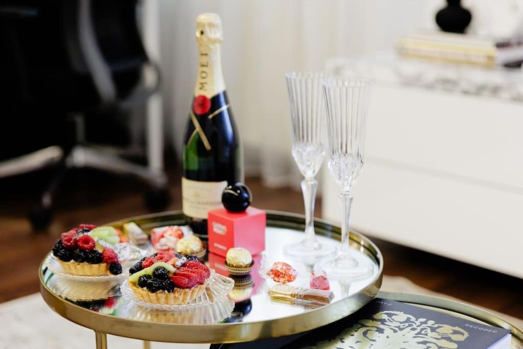 ブカレストLittle Paris Boutiqueアパートメント エクステリア 写真